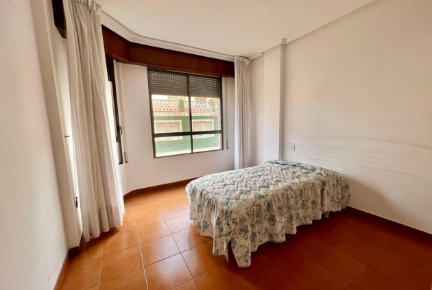 Aus zweiter Hand - Wohnung -
Torrevieja - Centro