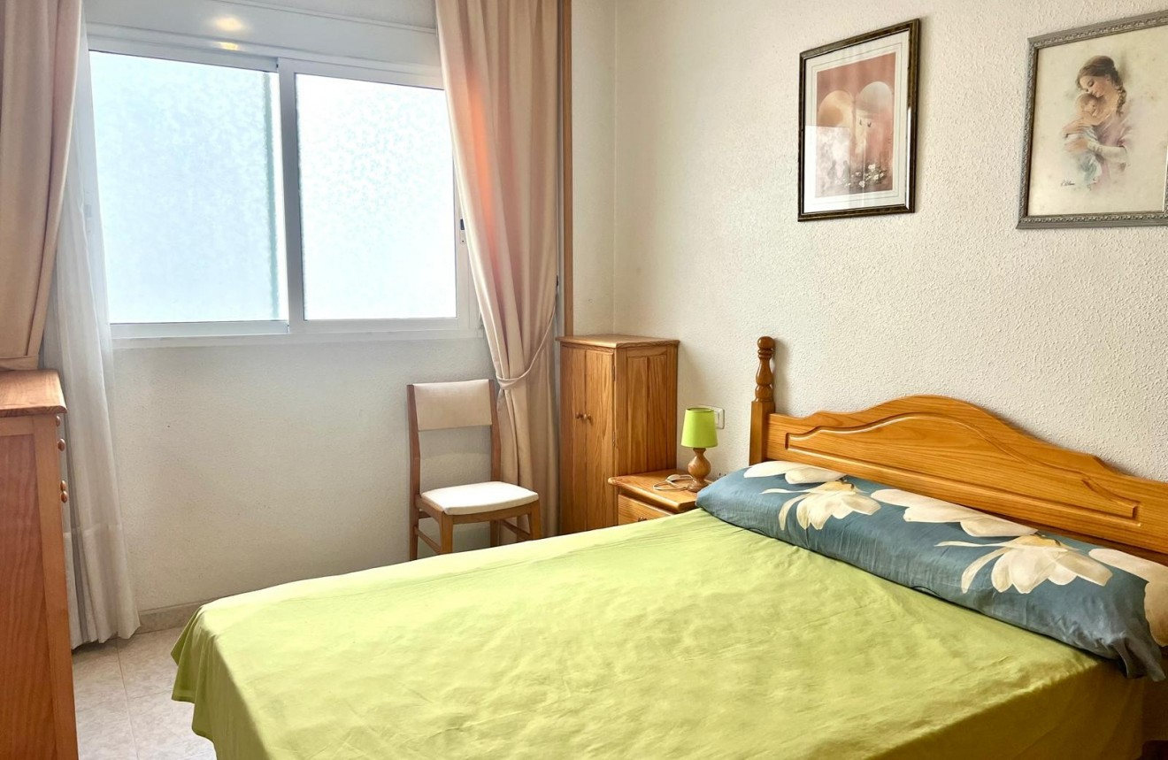 Aus zweiter Hand - Wohnung -
Torrevieja - Centro