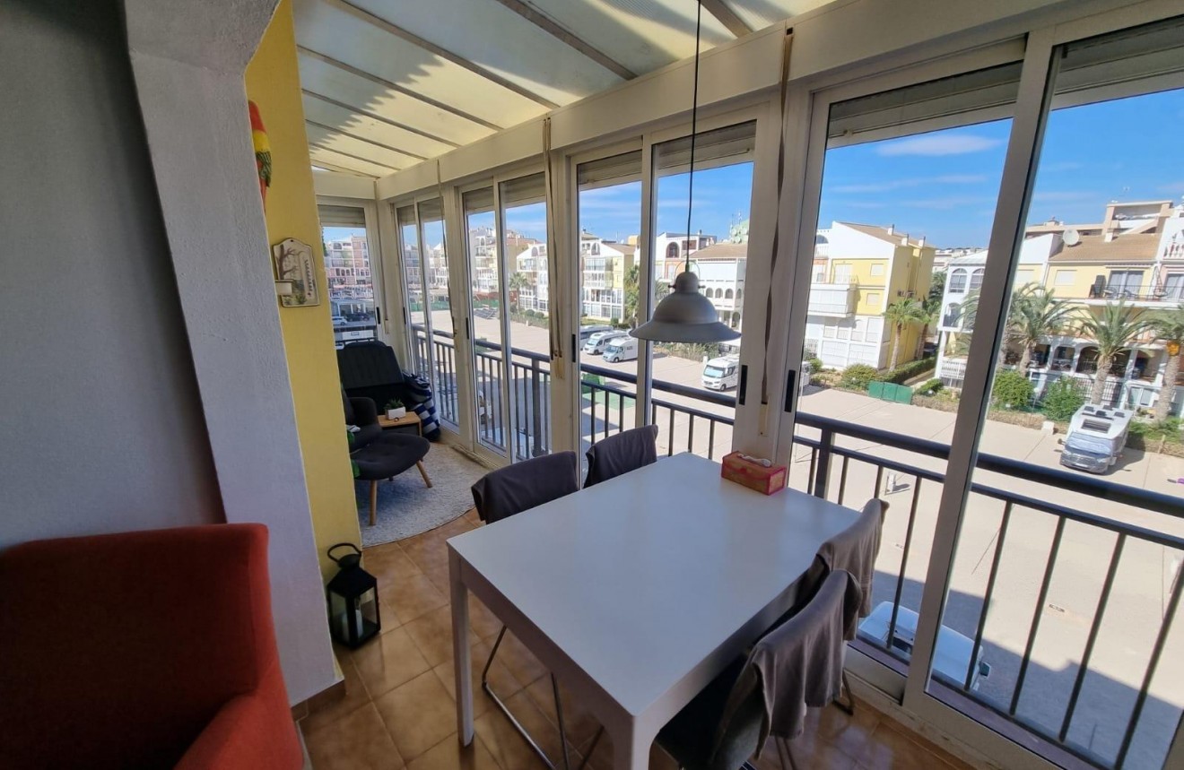 Segunda mano - Apartamento / piso -
Torrevieja - La veleta