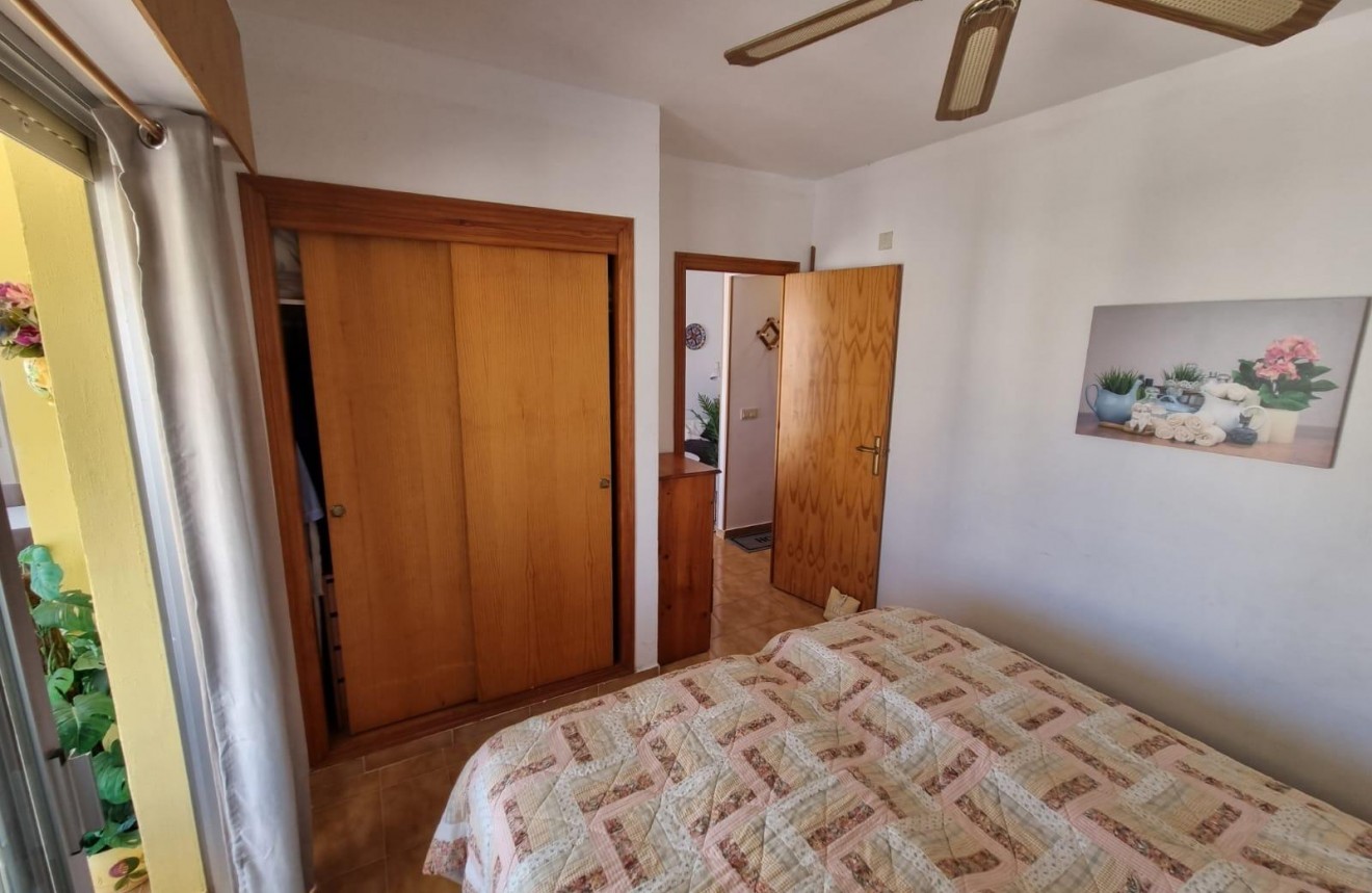 Segunda mano - Apartamento / piso -
Torrevieja - La veleta