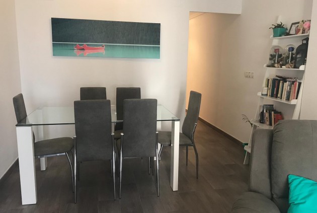 D'occasion - Appartement -
Torrevieja - Centro