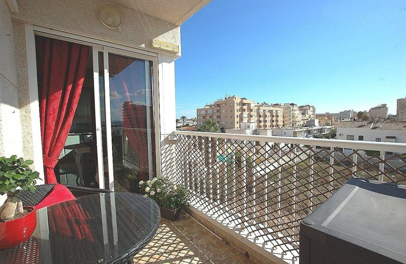 D'occasion - Appartement -
Torrevieja - Parque las naciones