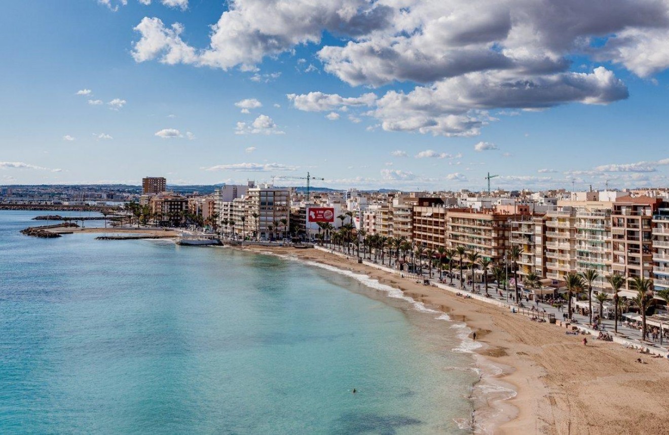 Aus zweiter Hand - Wohnung -
Torrevieja - Parque las naciones