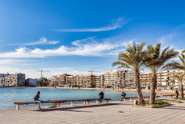 Segunda mano - Apartamento / piso -
Torrevieja - Parque las naciones