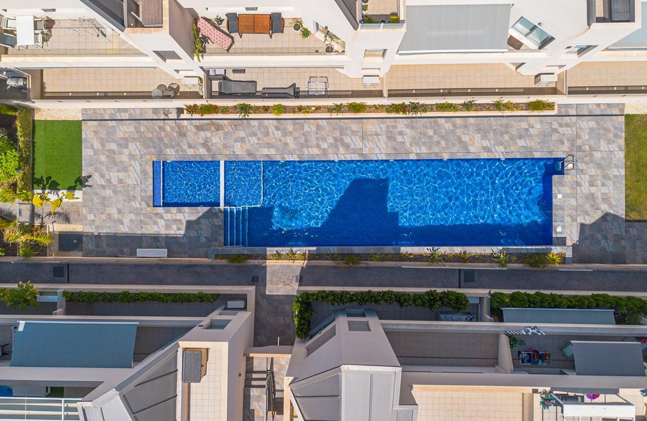 Tweedehands - Penthouse -
Torrevieja - La veleta