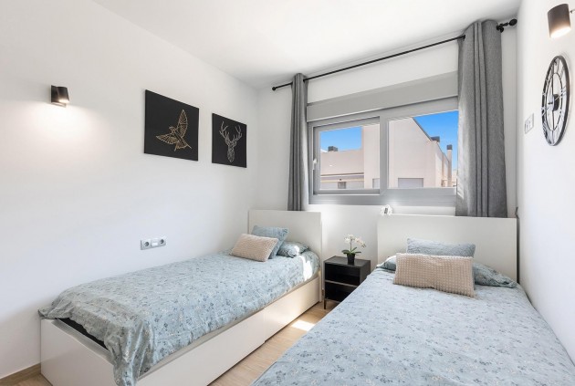 Tweedehands - Penthouse -
Torrevieja - La veleta