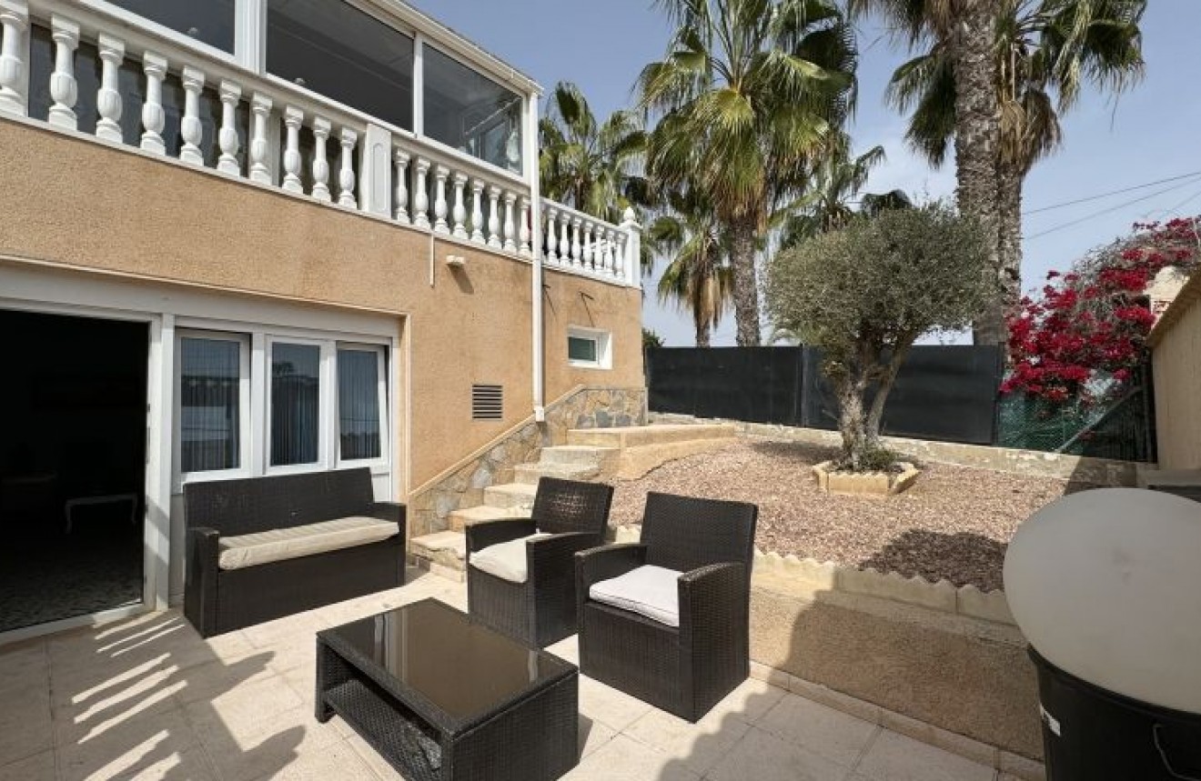 Tweedehands - Chalet -
Torrevieja - Costa Blanca