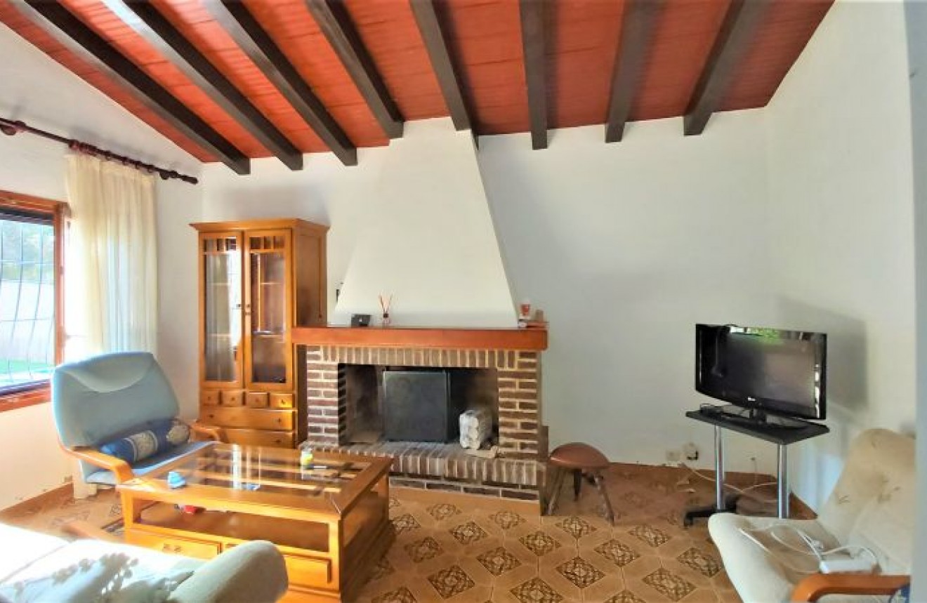 Resale - Chalet -
Torrevieja - Costa Blanca