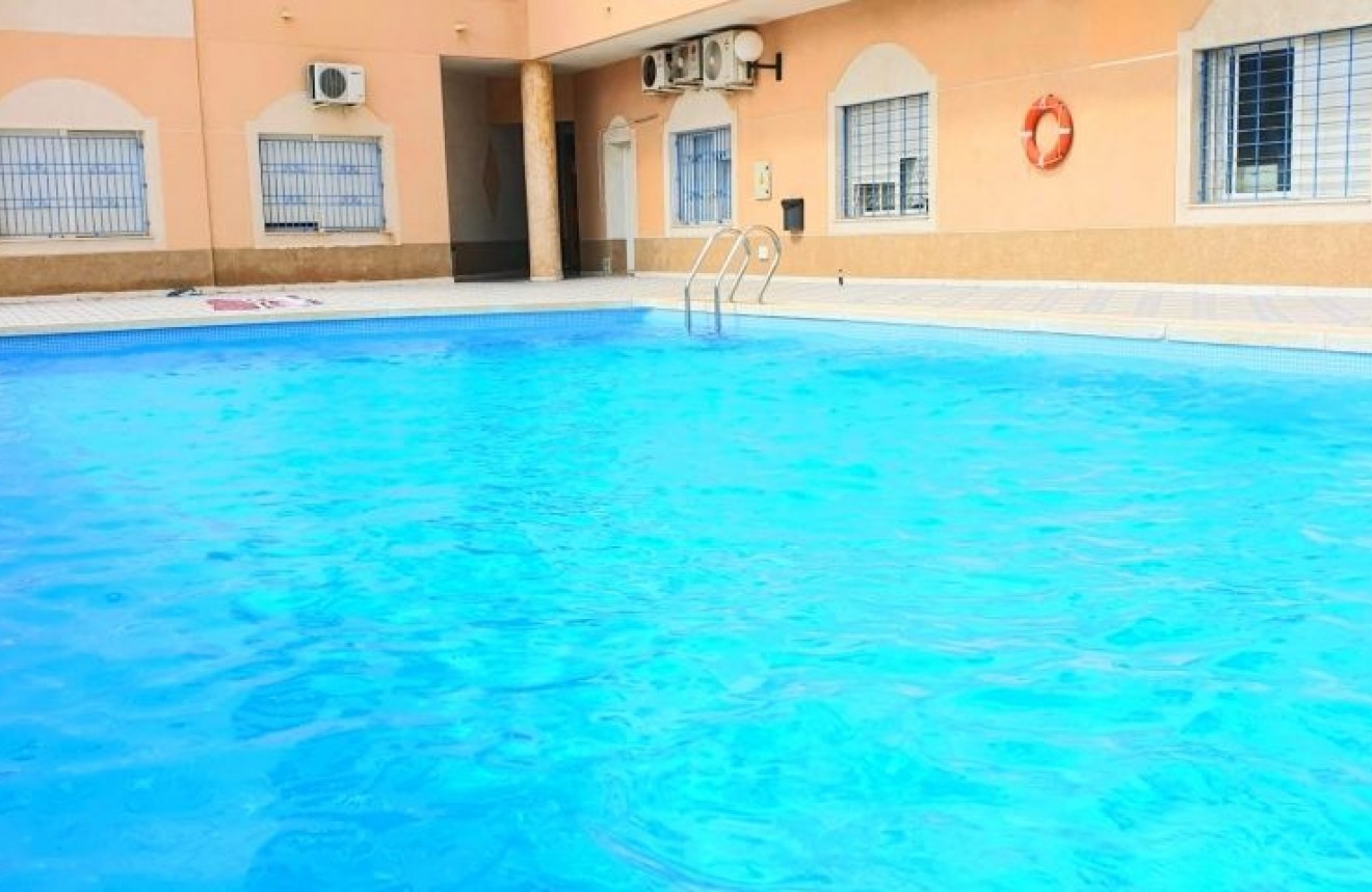 Resale - Apartment / flat -
Torrevieja - Costa Blanca