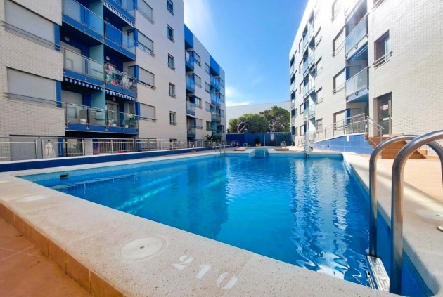 Resale - Apartment / flat -
Torrevieja - Costa Blanca