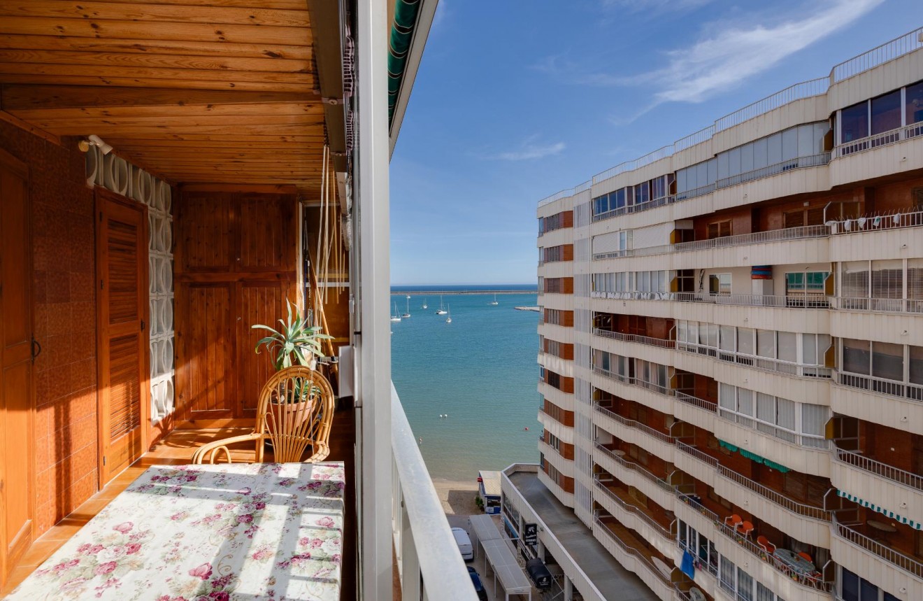 Resale - Apartment / flat -
Torrevieja - Costa Blanca