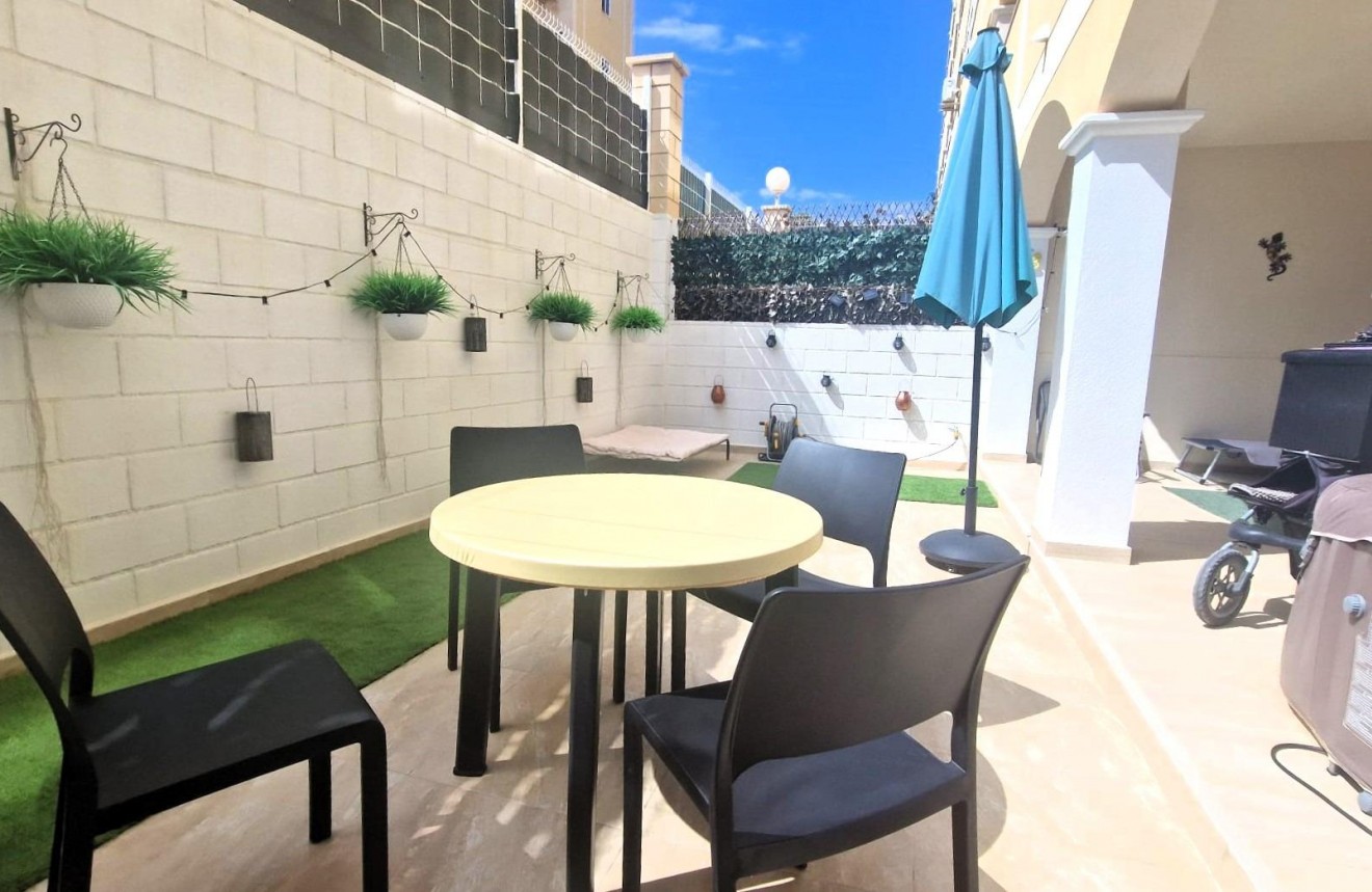 D'occasion - Appartement -
Torrevieja - Torreblanca