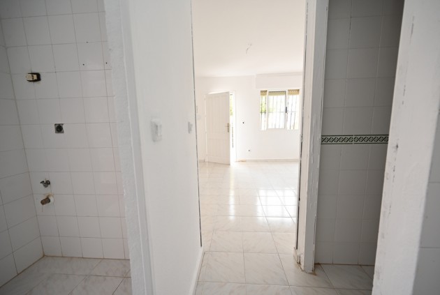 Segunda mano - Bungalow -
Torrevieja - Costa Blanca