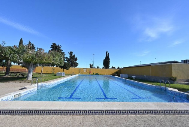 Segunda mano - Bungalow -
Torrevieja - Costa Blanca