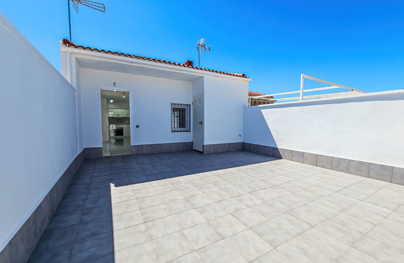 Z drugiej ręki - Bungalow -
Torrevieja - Costa Blanca