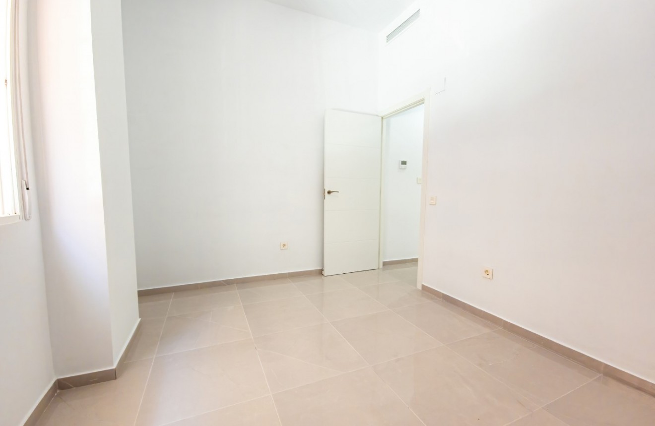 Aus zweiter Hand - Wohnung -
Torrevieja - Costa Blanca