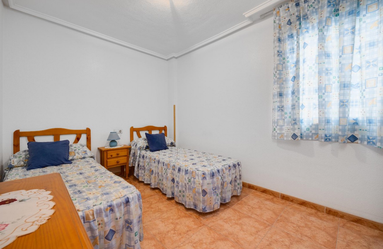 Resale - Apartment / flat -
Torrevieja - Costa Blanca