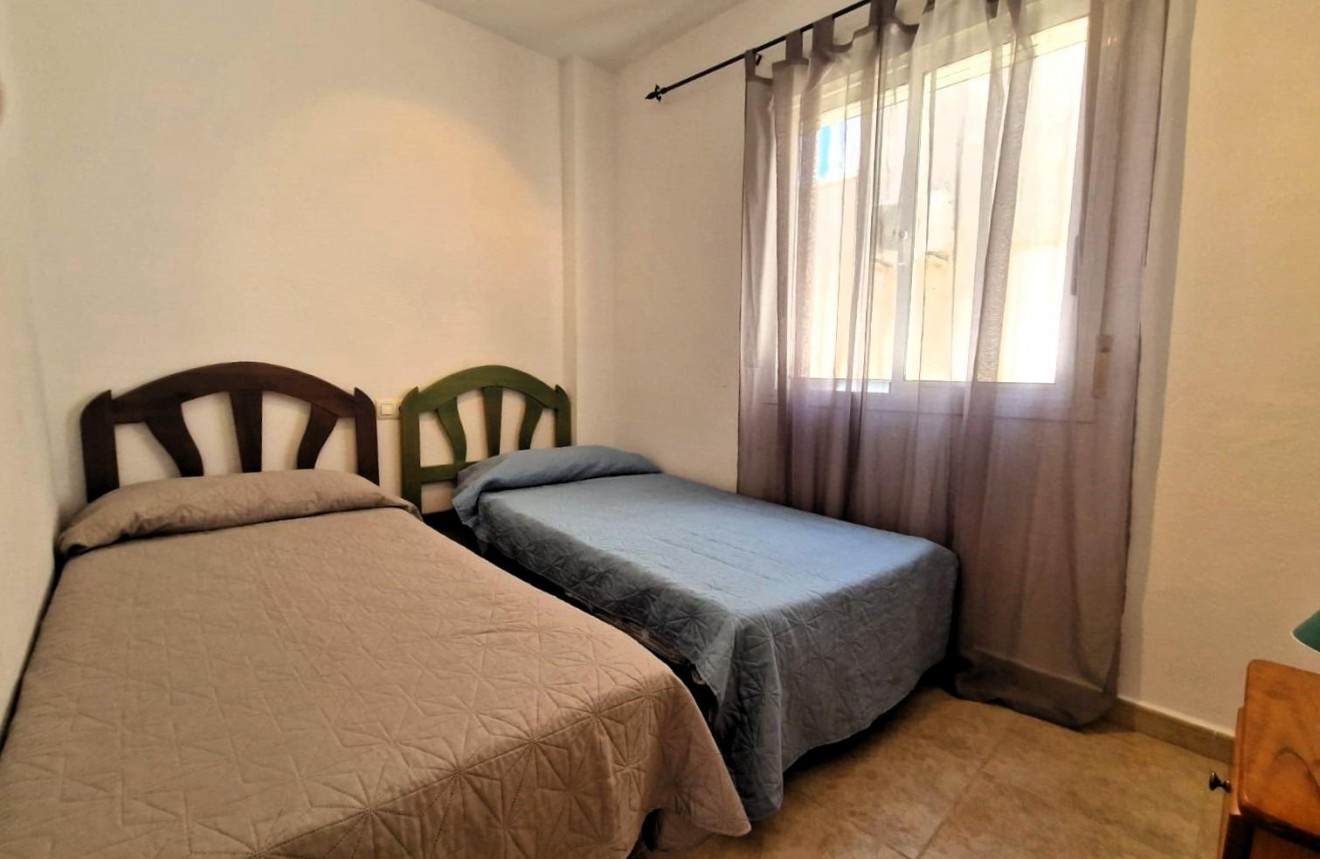 Resale - Bungalow -
Torrevieja - Aguas Nuevas 1