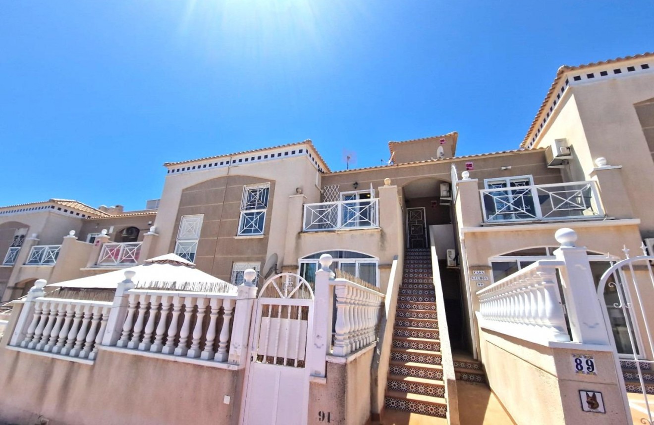 Resale - Bungalow -
Torrevieja - Aguas Nuevas 1