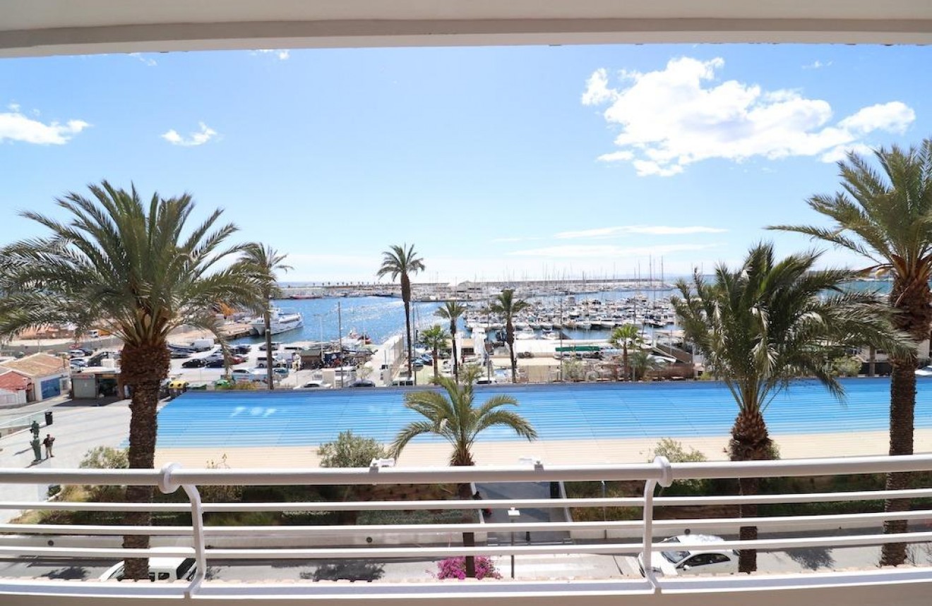 Tweedehands - Appartement / flat -
Torrevieja - Costa Blanca