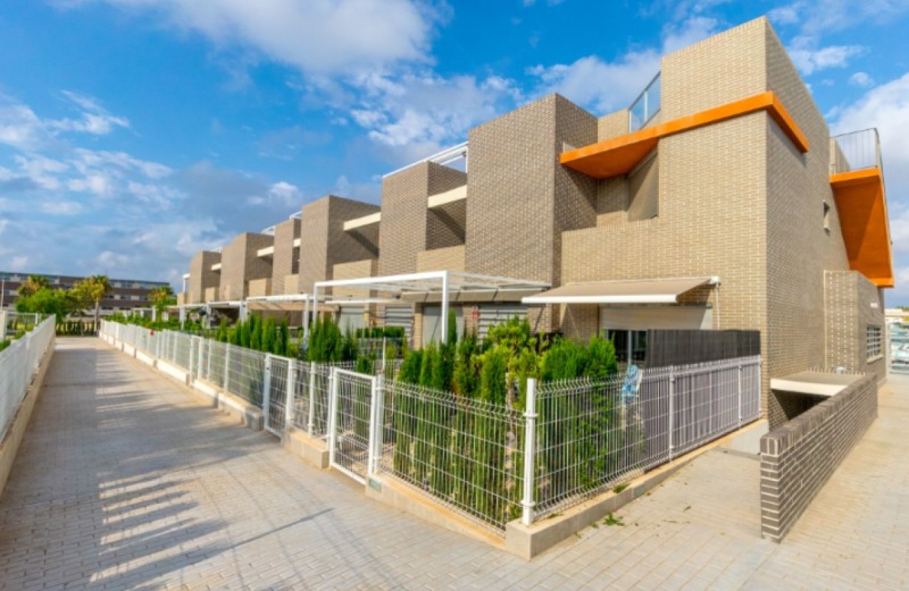 Tweedehands - Appartement / flat -
Torrevieja - Costa Blanca