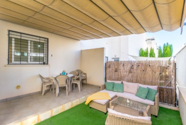 Z drugiej ręki - Bungalow -
Torrevieja - Costa Blanca