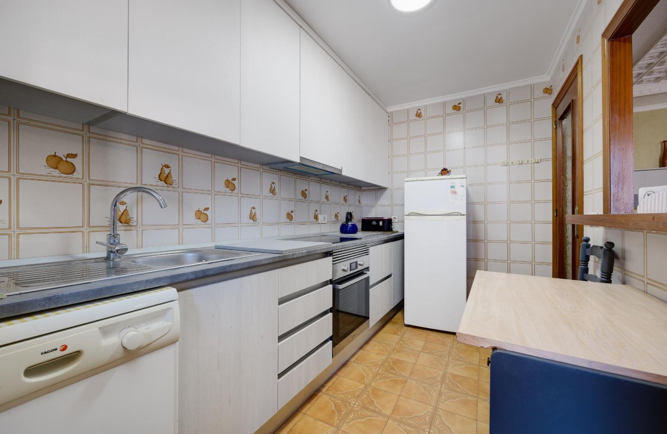 Tweedehands - Appartement / flat -
Torrevieja - Costa Blanca