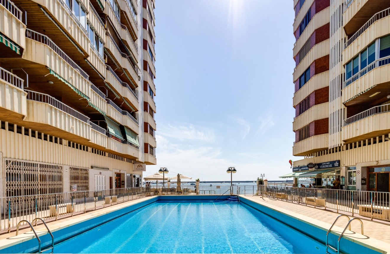 Tweedehands - Appartement / flat -
Torrevieja - Costa Blanca