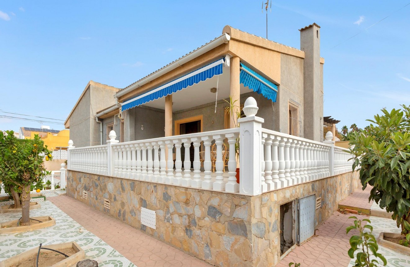 Tweedehands - Chalet -
Torrevieja - Nueva Torrevieja