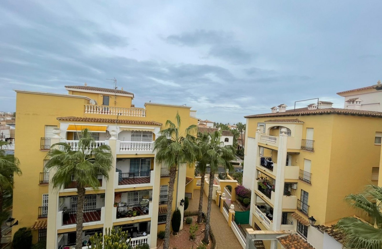 Segunda mano - Ático -
Torrevieja - Los Frutales