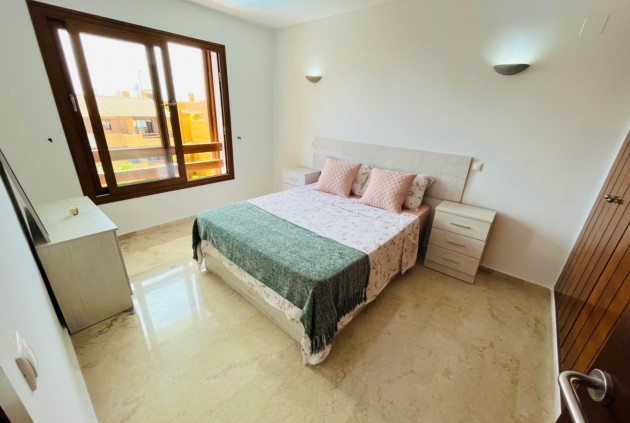 Tweedehands - Penthouse -
Torrevieja - Punta prima