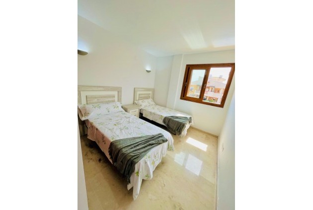 Aus zweiter Hand - Penthouse -
Torrevieja - Punta prima