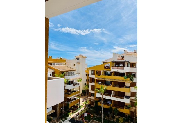 Tweedehands - Penthouse -
Torrevieja - Punta prima