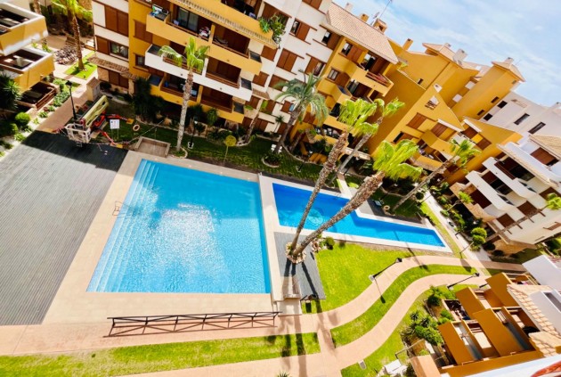 Tweedehands - Penthouse -
Torrevieja - Punta prima