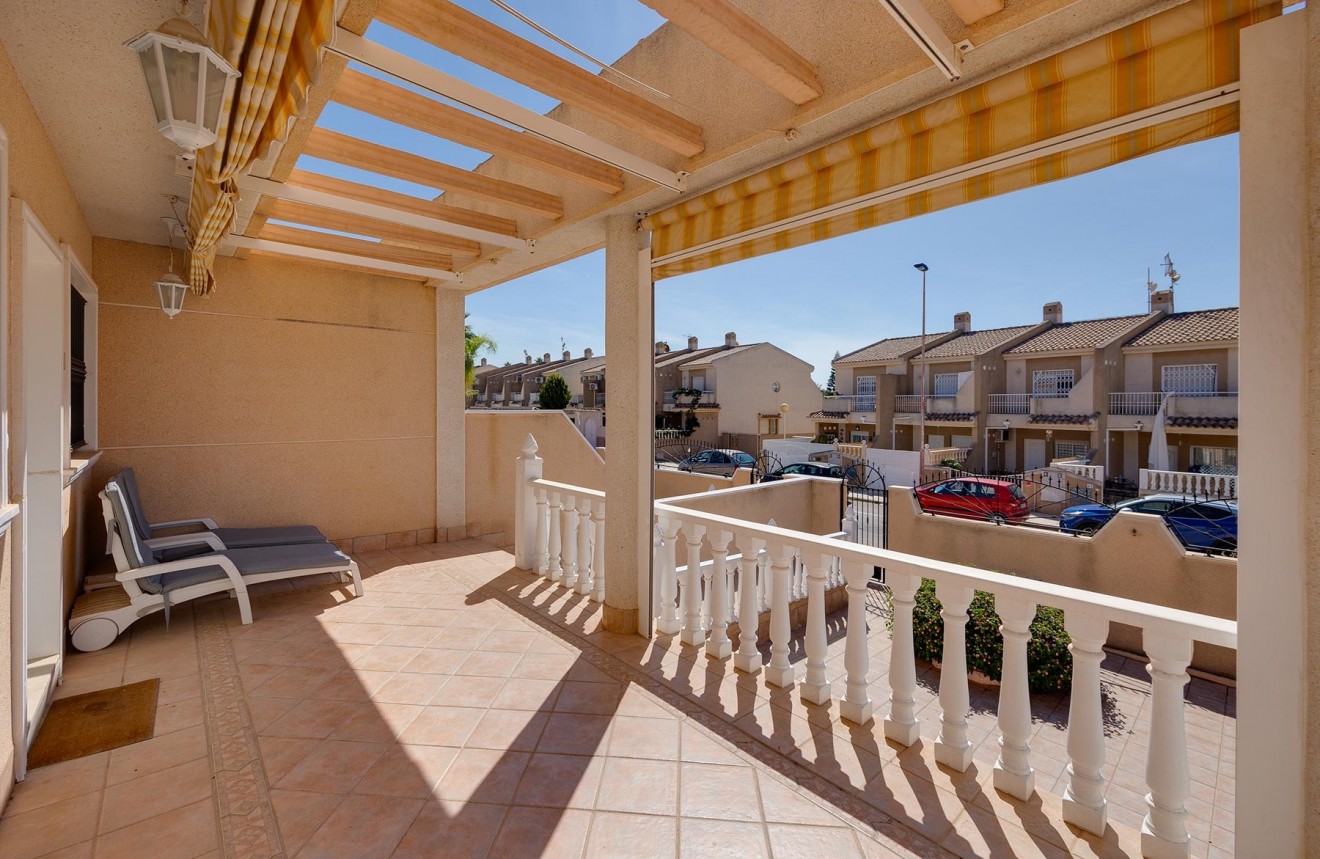 Tweedehands - Chalet -
Torrevieja - Costa Blanca