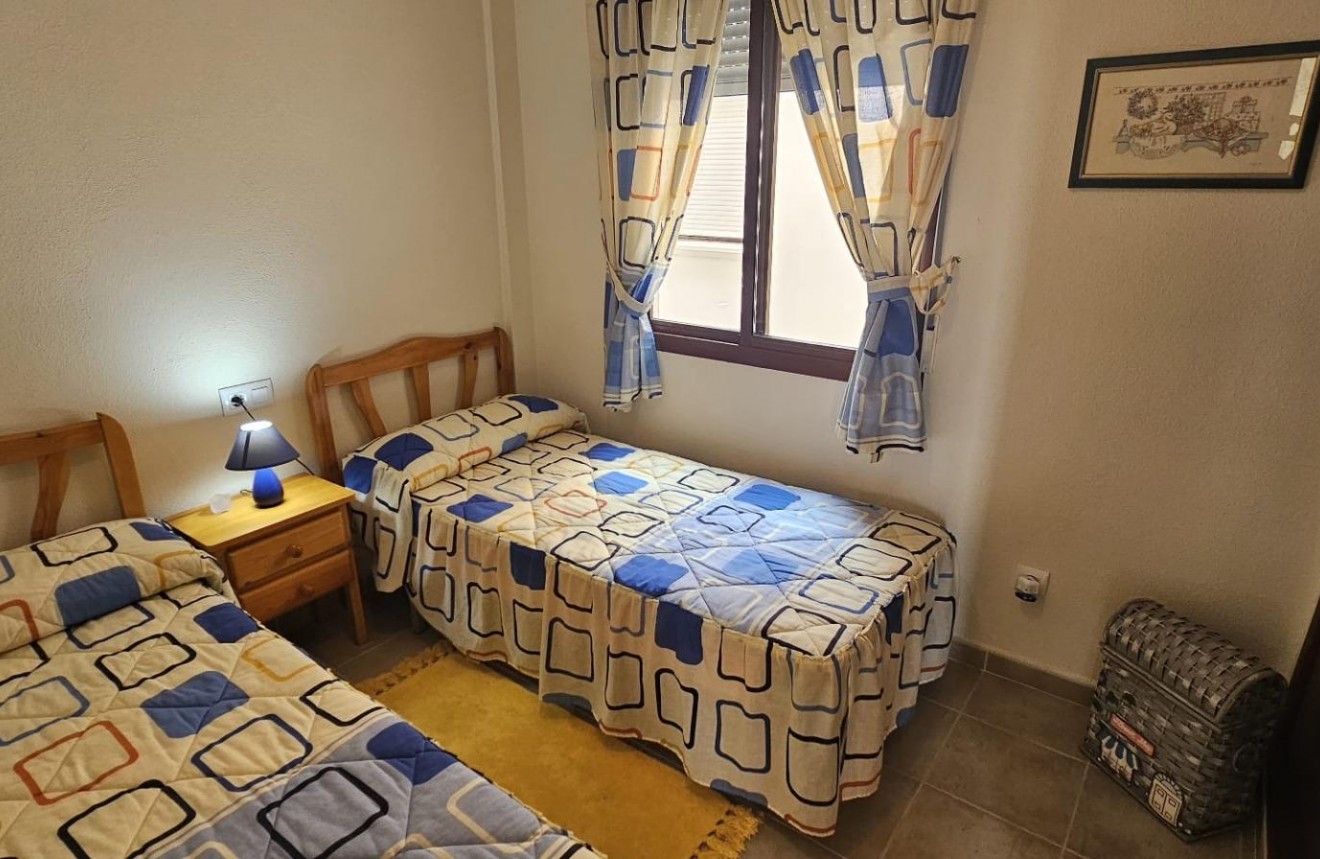 Tweedehands - Appartement / flat -
Torrevieja - aguas nuevas