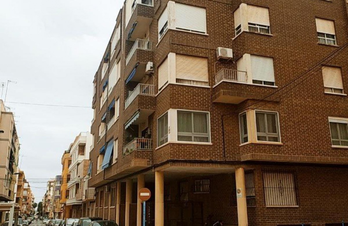 Aus zweiter Hand - Wohnung -
Torrevieja