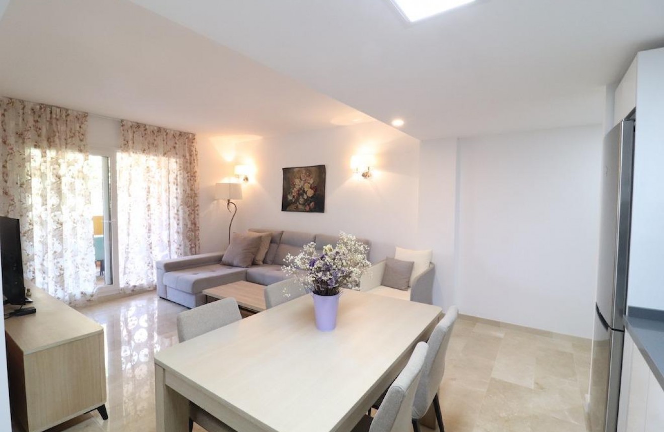 Resale - Apartment / flat -
Torrevieja - Costa Blanca