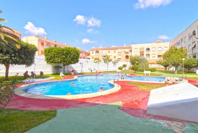 Resale - Apartment / flat -
Torrevieja - Costa Blanca