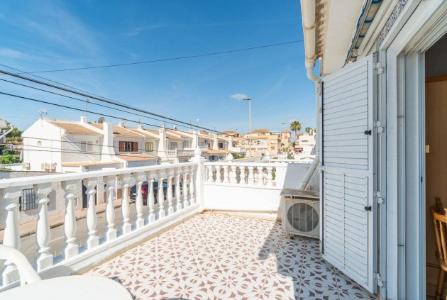 Z drugiej ręki - Bungalow -
Torrevieja - Los Frutales