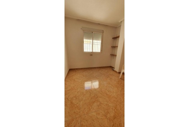 Resale - Penthouse -
Torrevieja - Centro