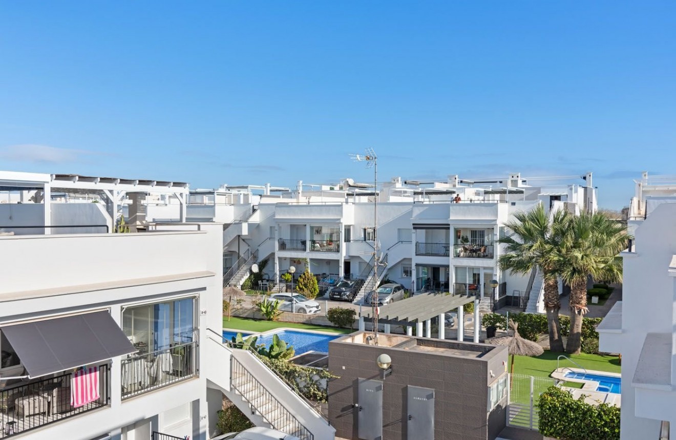 D'occasion - Bungalow -
Torrevieja - Aguas Nueva