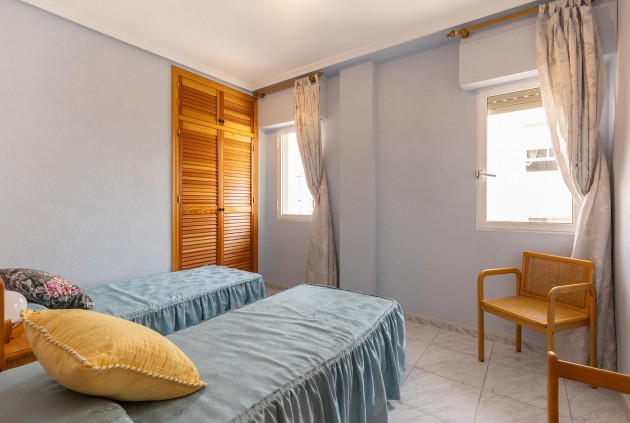 Segunda mano - Apartamento / piso -
Torrevieja - Nueva Torrevieja