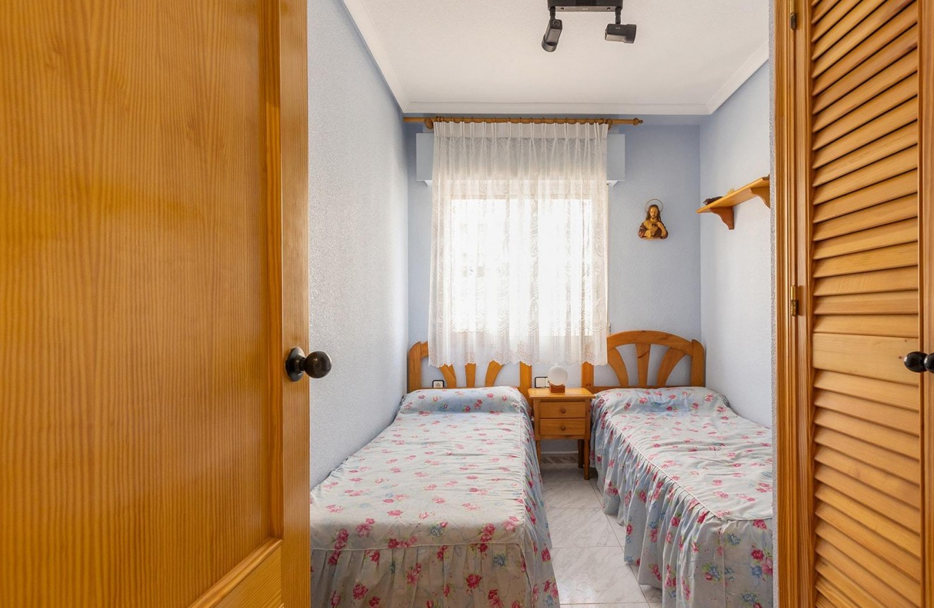 D'occasion - Appartement -
Torrevieja - Nueva Torrevieja