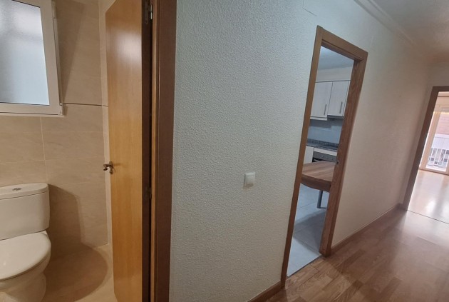 Segunda mano - Apartamento / piso -
Torrevieja - Acequion