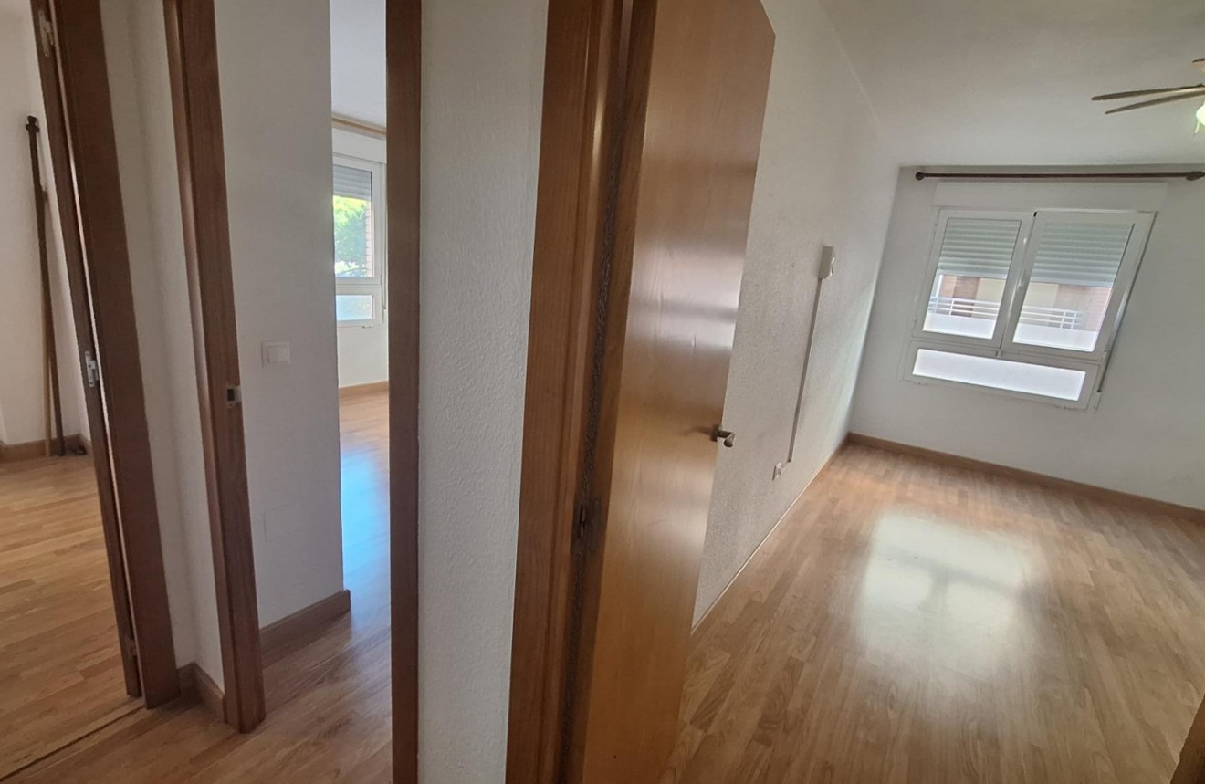 Segunda mano - Apartamento / piso -
Torrevieja - Acequion