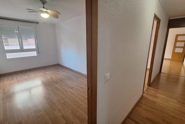 Segunda mano - Apartamento / piso -
Torrevieja - Acequion