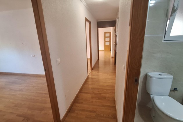 Segunda mano - Apartamento / piso -
Torrevieja - Acequion