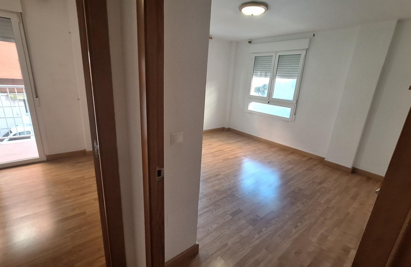 Segunda mano - Apartamento / piso -
Torrevieja - Acequion