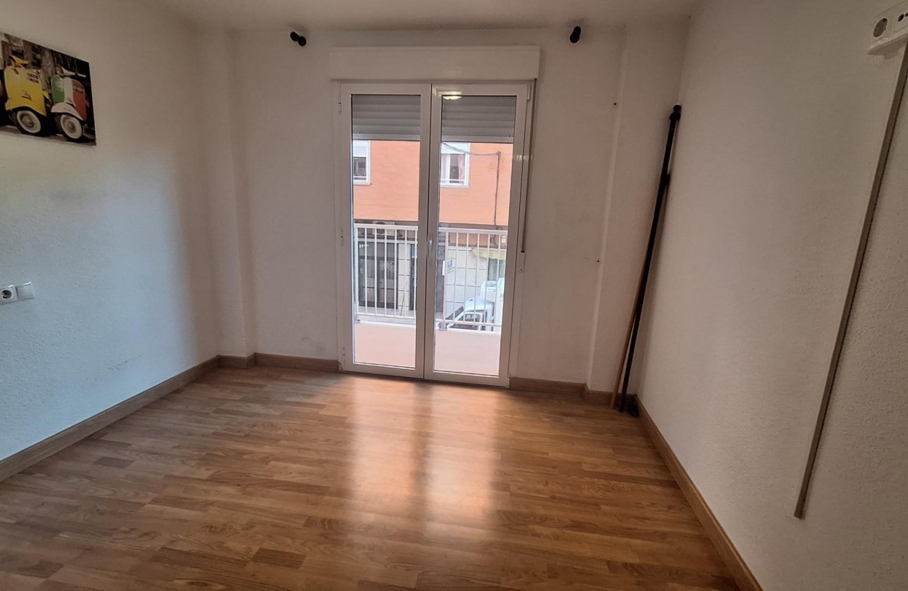 Segunda mano - Apartamento / piso -
Torrevieja - Acequion